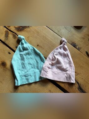 Hanna Andersson Baby Knot Hats in Mint Green & Pale Pink